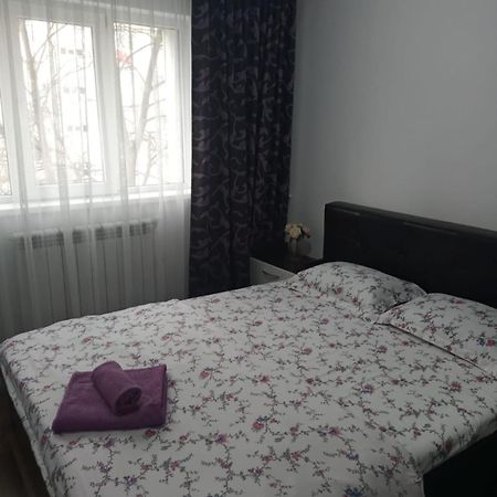 Penti Apartament Сучеава Екстериор снимка