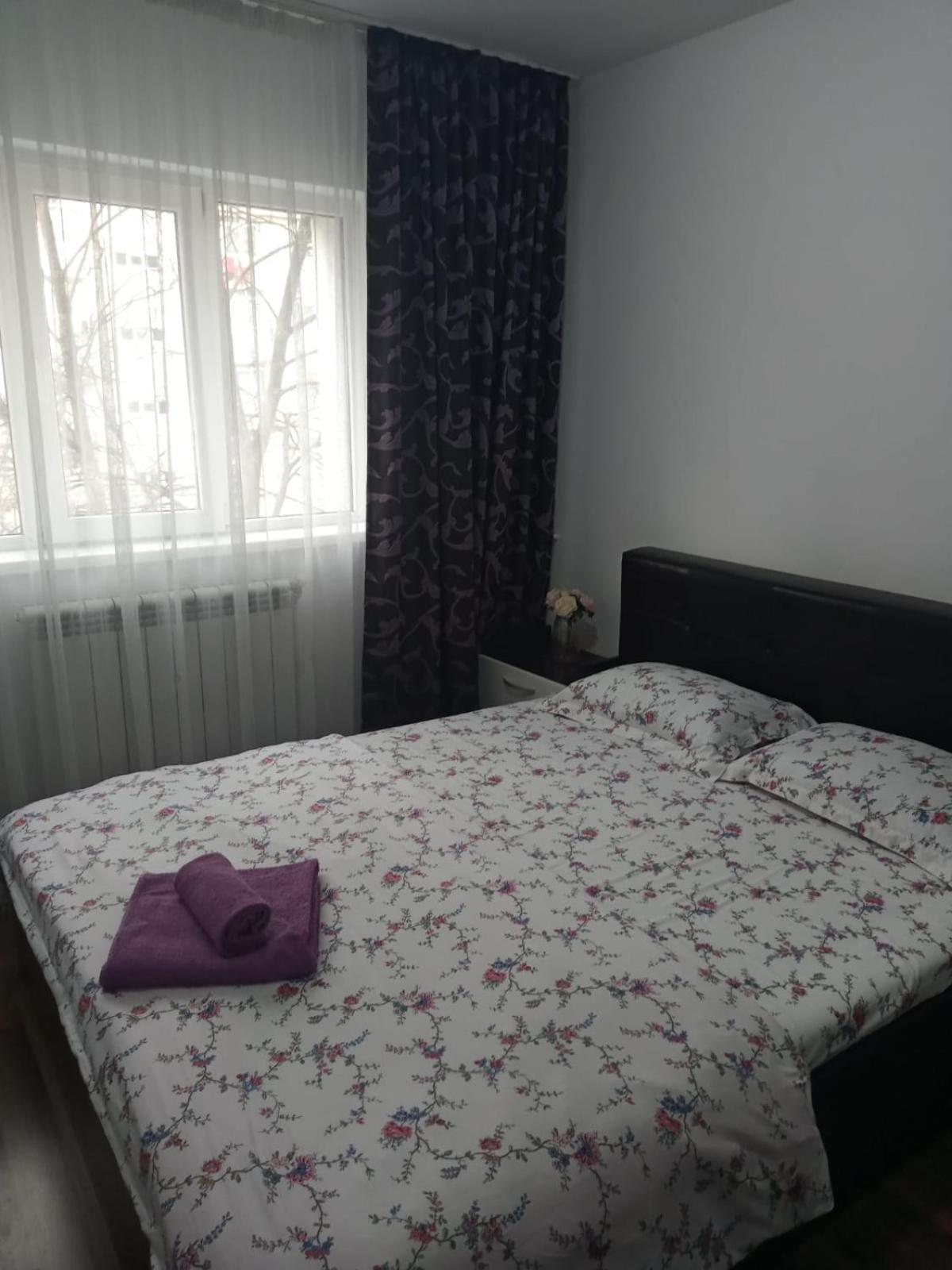 Penti Apartament Сучеава Екстериор снимка